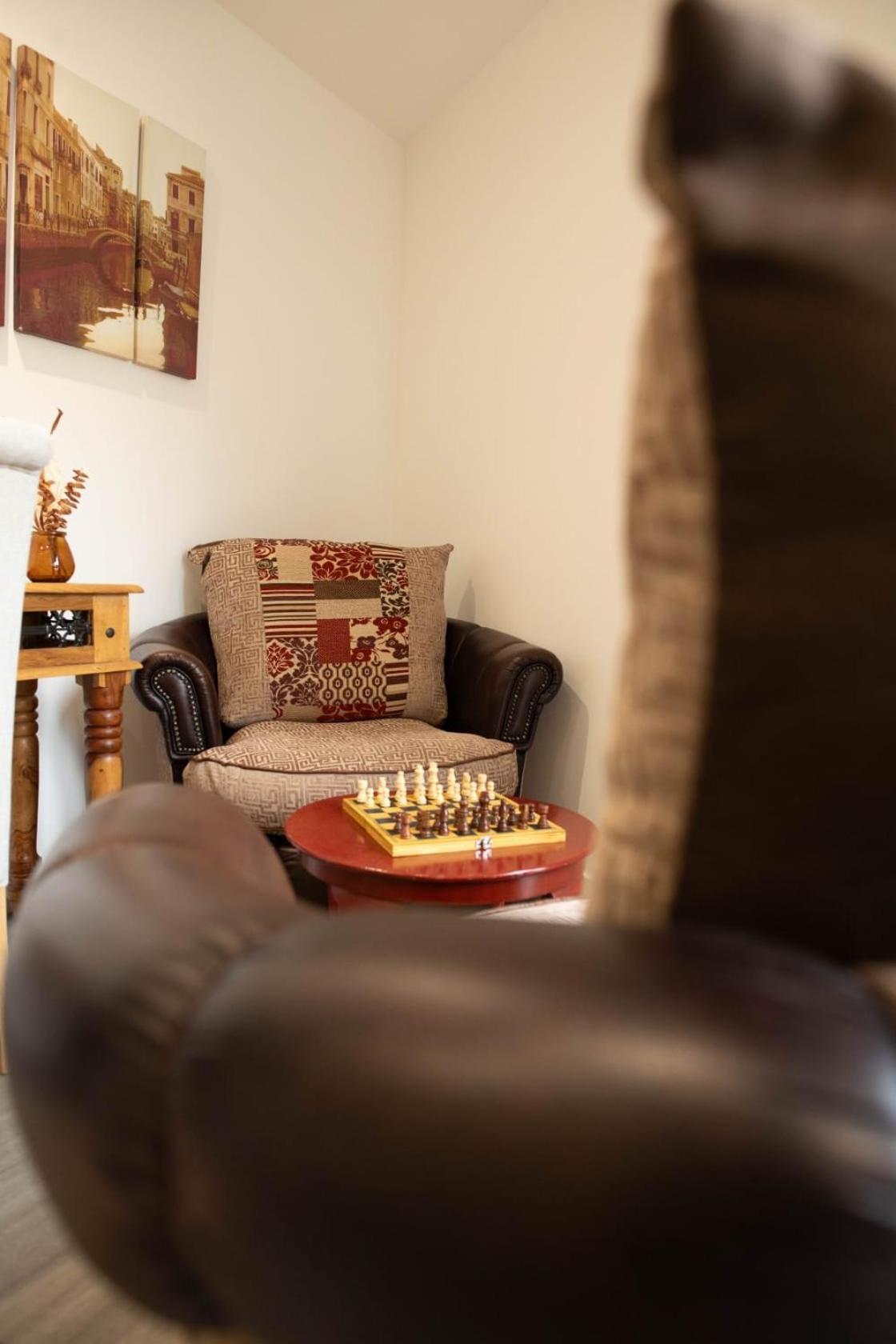 Corner Studio Apartment In Sheffield Buitenkant foto