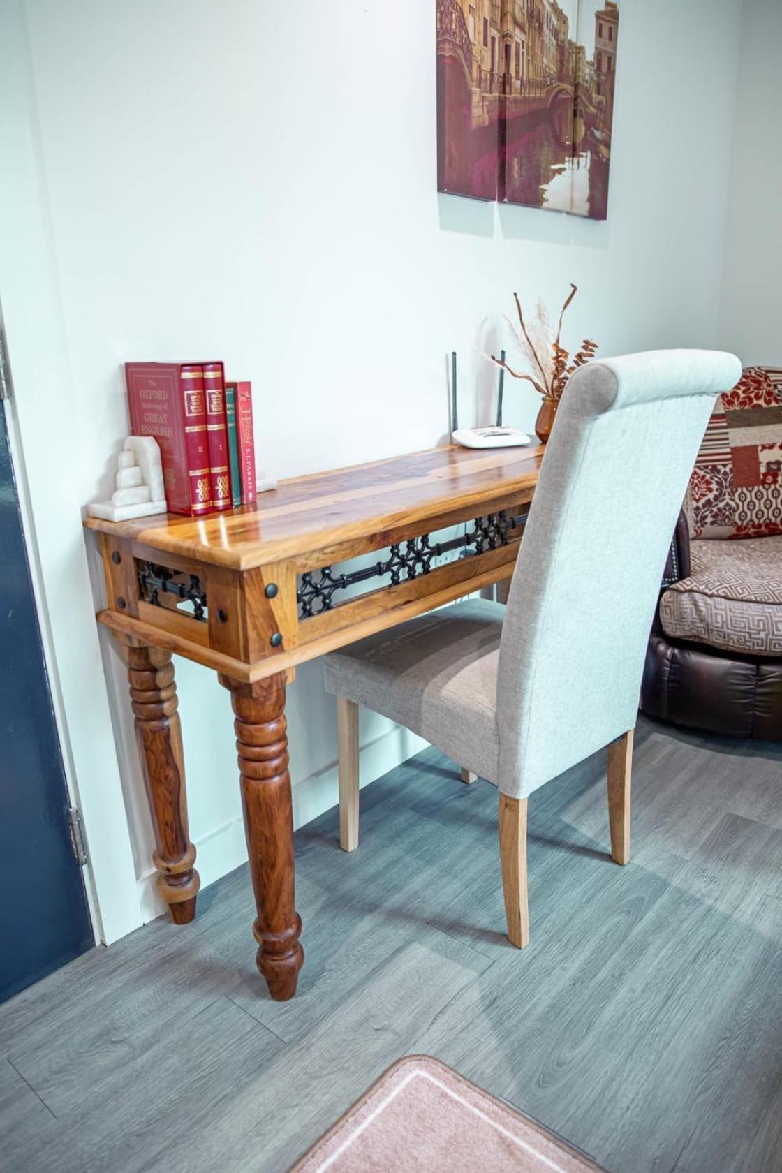 Corner Studio Apartment In Sheffield Buitenkant foto